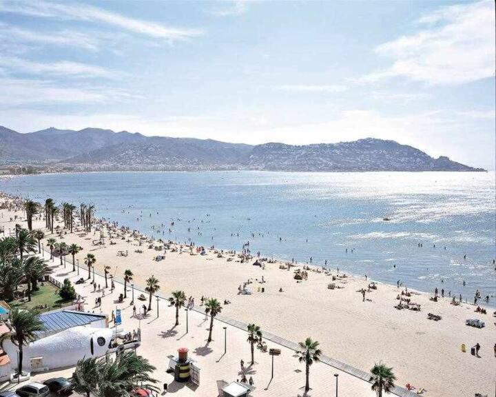 Od'A Apartaments Roses Dış mekan fotoğraf